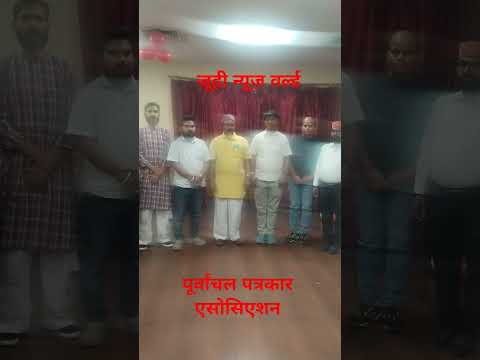 इंडियन कॉफी हाउस में पत्रकारों के द्वारा दिवंगत आत्मा की शांति के लिए 2 मिनट का मौन ।