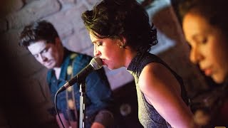 Video thumbnail of "A Thousand Years - Allison (Sting Cover @ Caveau des Oubliettes, Paris)"