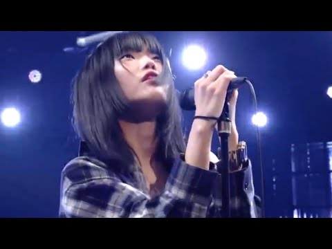 アイナ・ジ・エンド　群青日和