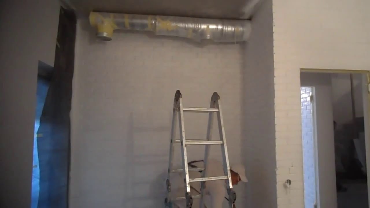 Покраска кирпича. Безвоздушный метод нанесения краски.