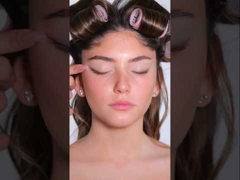 قالتلي حجزت مع حد وعارفه اني كنت هطلع عاديه فلغيت الحجز وجيتلك