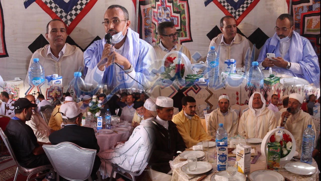 ساكنة حي الوكالة تحتفل بفوز الخطاط ينجا برئاسة جهة الداخلة