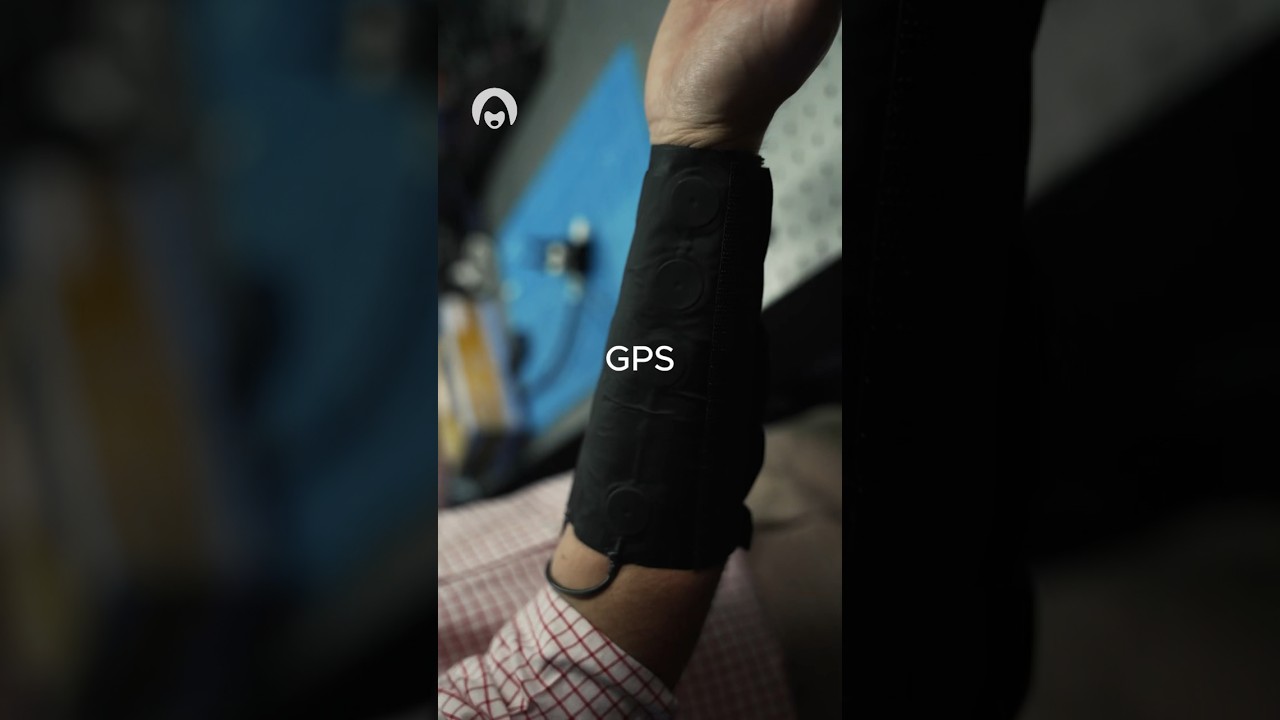 🗺️Wearable Tech Guides Users Silently 