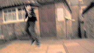 BATH SKATE