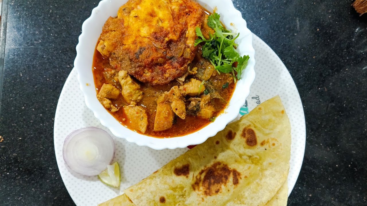 Chapathi or roti combination podina pepper chicken with omelette#chickencurry#jonnaroti 