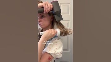 finally mastered how to use a round brush and a blowdrier…😫 #shorts