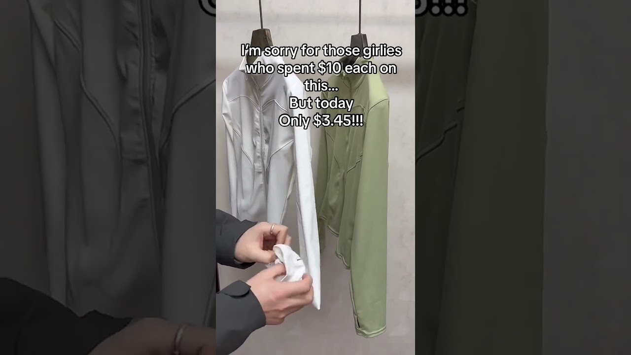 Shop Black Friday & Cyber Monday Deals on Fashion and Gym Sets 