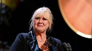 "Sarah Lancashire, Aged 58, Opens Up About Severe Menopausal Symptoms, Including Grocery Store