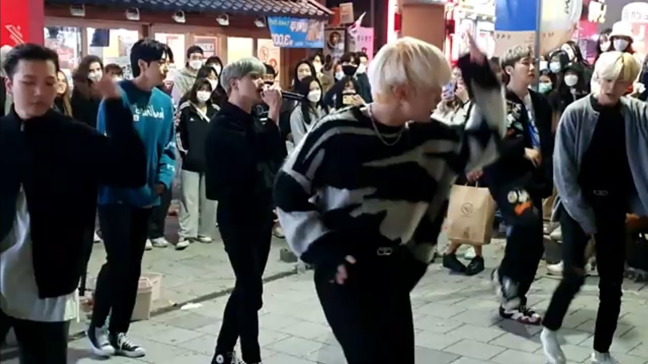 MONDAY. ABLUE, HONGDAE BOYGROUP. DYNAMIC SUPERB INTERACTIVE BUSKING..