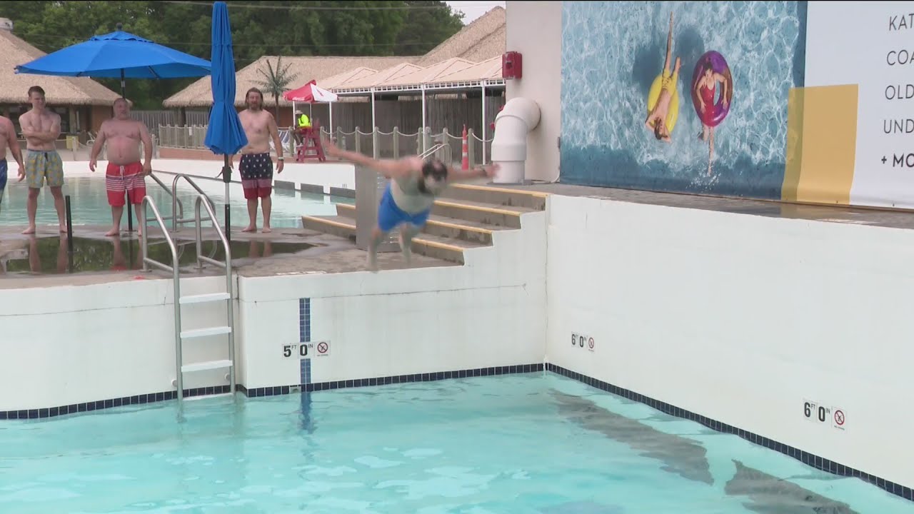 Adventureland holds inaugural Father's Day Flop Belly Flop Contest