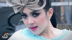 Pop - Syahrini - Seperti Itu? (Official Music Video)  - Durasi: 2:36. 