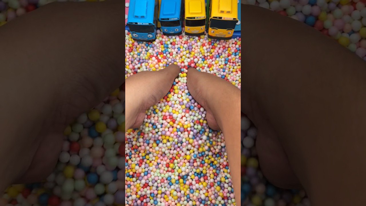 Toy Hunt - Tayo on Dump Truck 