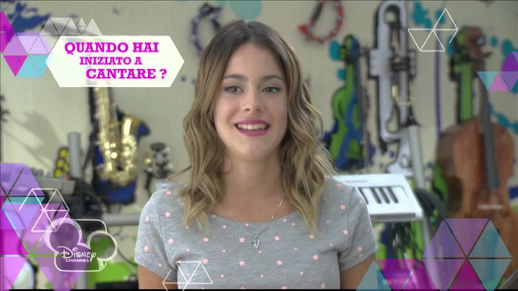Violetta -- Character and I - Martina Stoessel si racconta