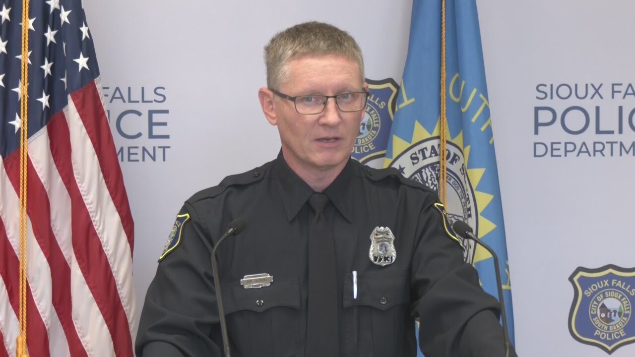 Police Briefing 11/12