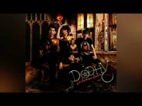 Dodhy Independent - Sakralis Cinta Lirik Video