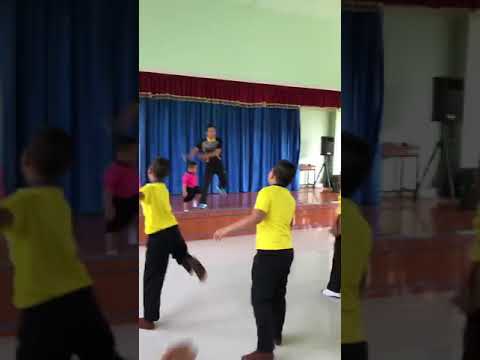 เมื่อโปงลางอยากไปอยู่บนเวที. 555  ครูเชษ