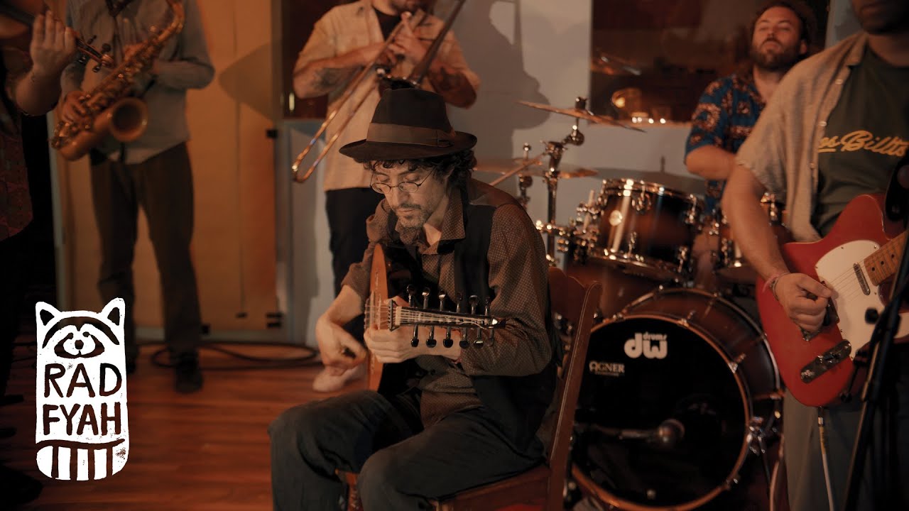 Los Yukas - Almendro - Rad Fyah Studio (on the road) Live Session