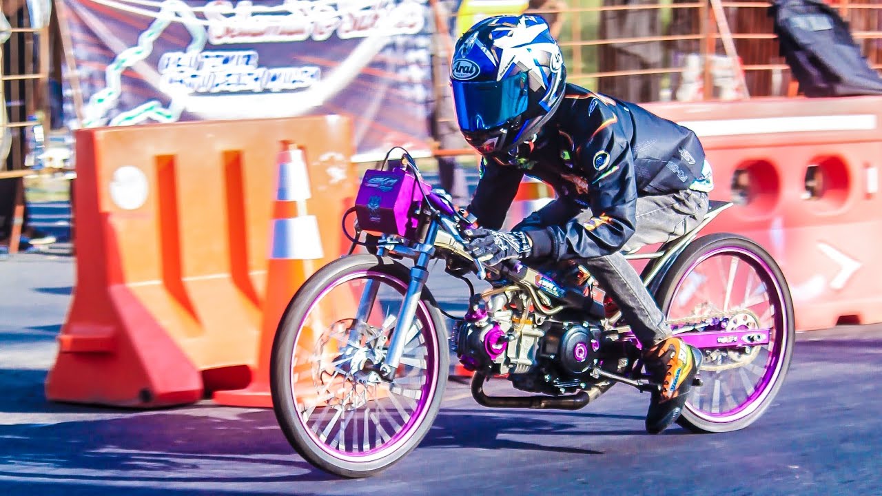 DRAG BIKE HUT MARTAPURA OKU TIMUR SUMATERA SELATAN HARI PERTAMA BALAP