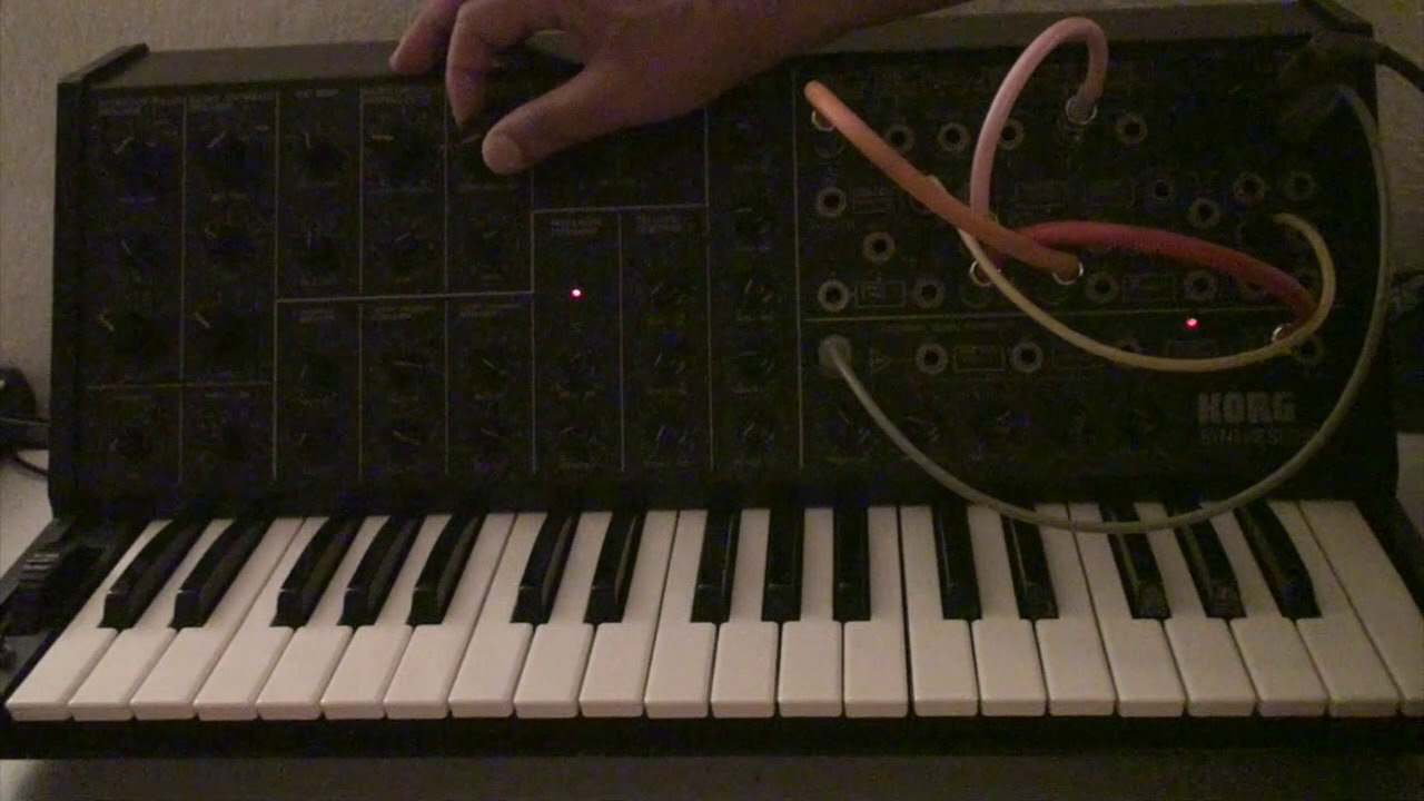 Korg MS-20 beat loop with filter modulation by ESP ENV OUT and MVCA 