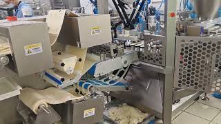 Heavy‑Duty Dumpling Machine – 3‑Lane Design | 2900×2900×2400mm, 1450kg