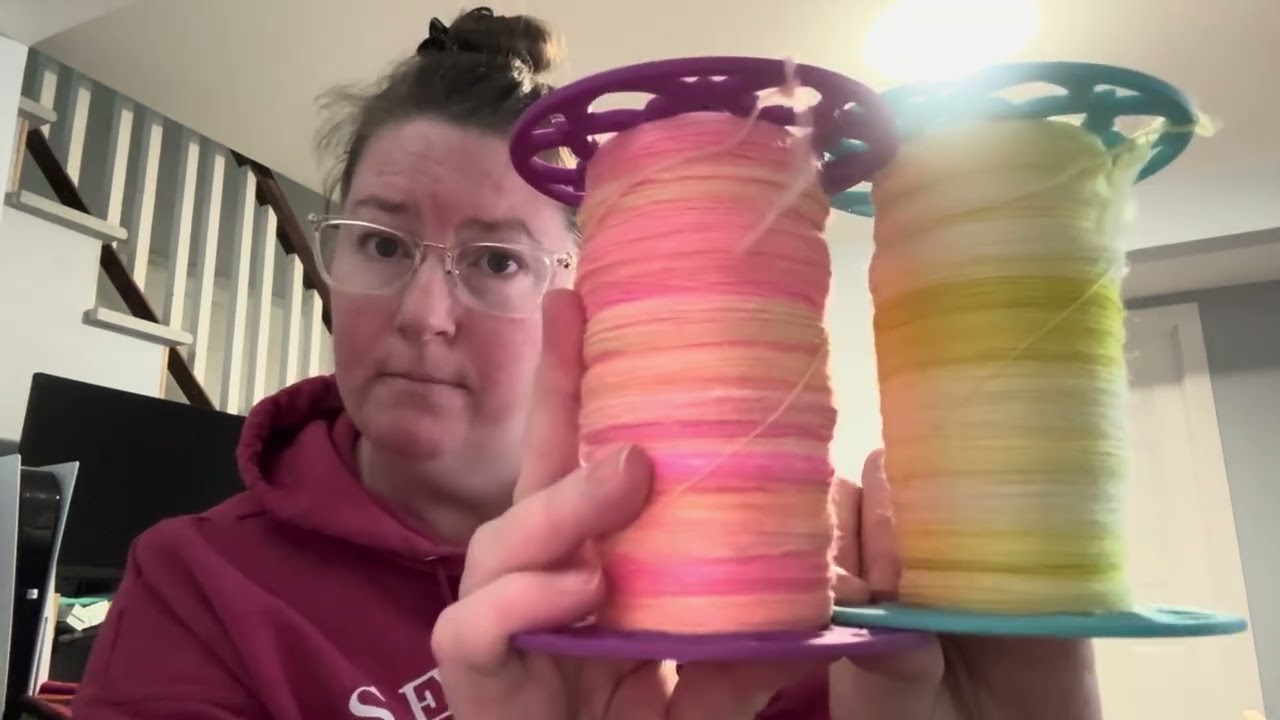 Just a girl and her knits: sit and chat with me. 