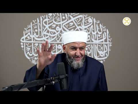 ما المعنى الدقيق للصالحات وما الفرق بينها وبين الحسنات ولماذا انثت وما إعراب الصالحات