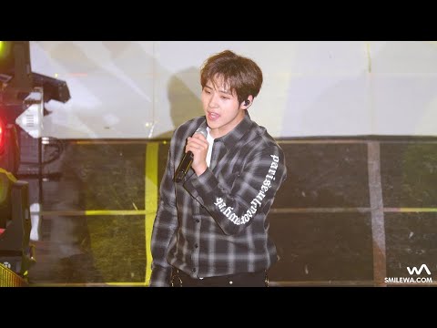 180328 B1A4 '잘자요 굿나잇' 신우 직캠 @강릉 피날레 4K Fancam by -wA-