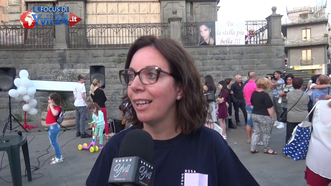 Biancavilla. il ricordo di Valentina Salamone in una una fiaccolata