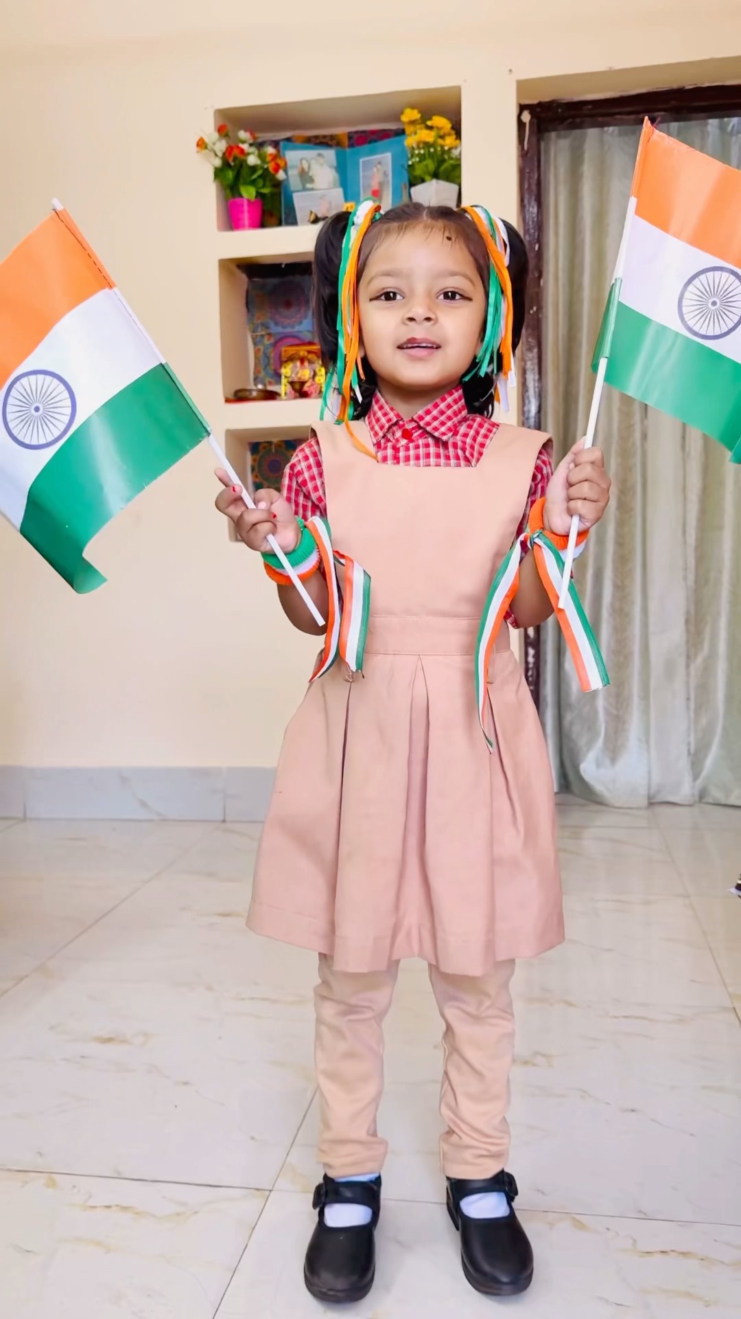 Tooktook Republic Day par redy hoke school ja rhi