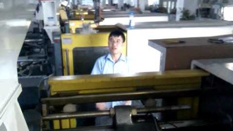 Welltec+Topstar+Injection Molding+Robot+In mold  sliding takeout+automation