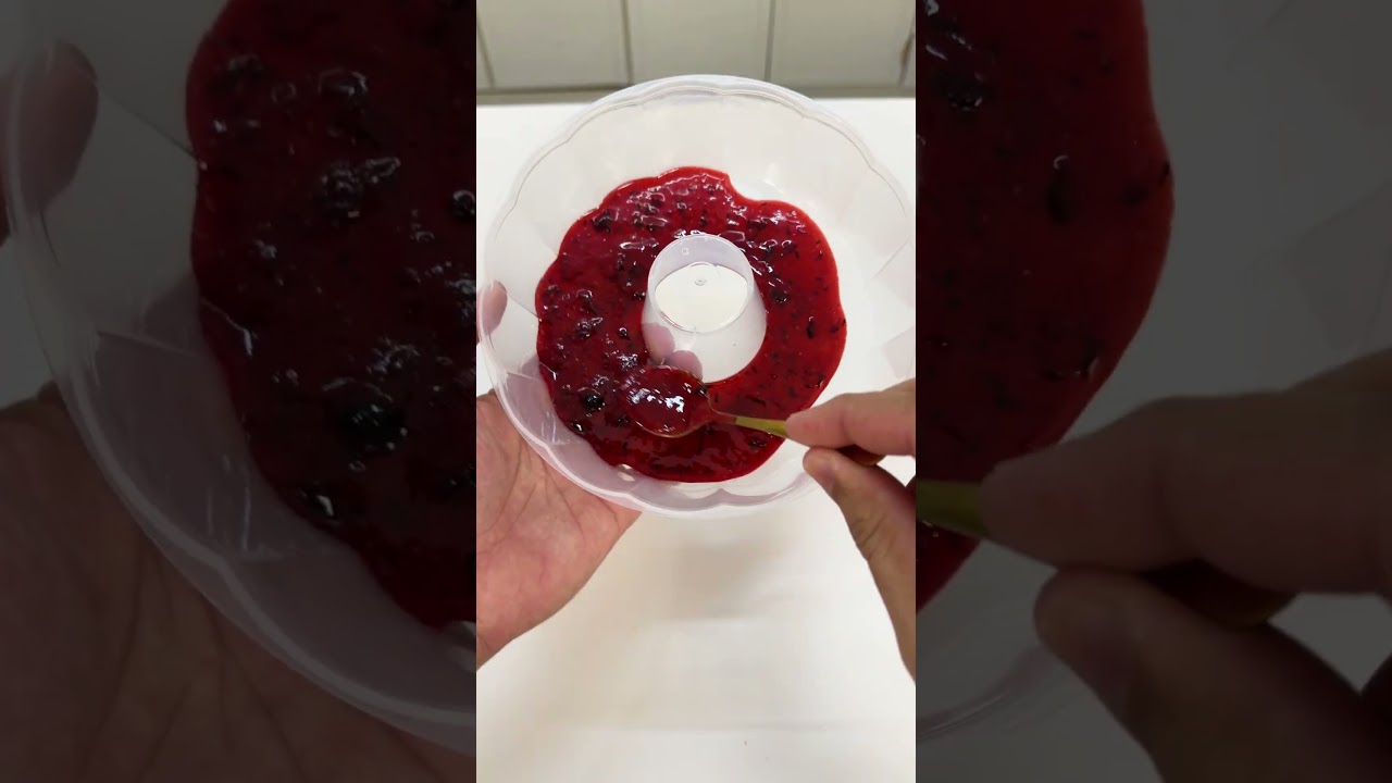 Pudim Diferentão com Caramelo de Frutas Vermelhas