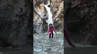 Waterfall hike with the kids in LA County! Do you recognize this falls? #hikingkids #hikingadventure