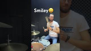 @Smiley Culoarea ta #drummer #drums