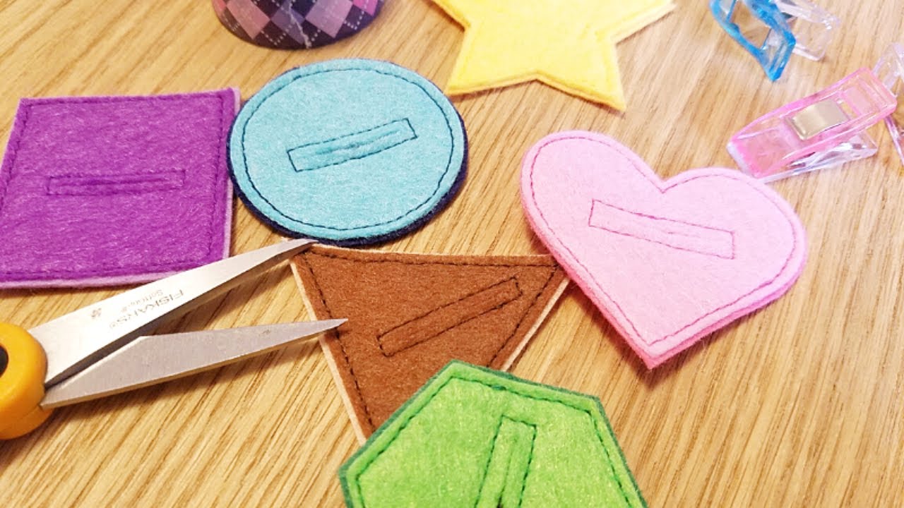 Quiet book en feutrine - Assembler la page Formes géométriques