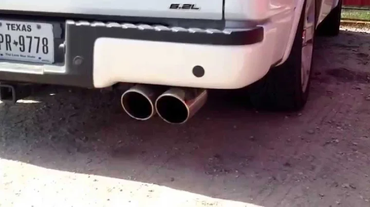 2011 f150  limited exhaust dynomax bullet with 5inch tips