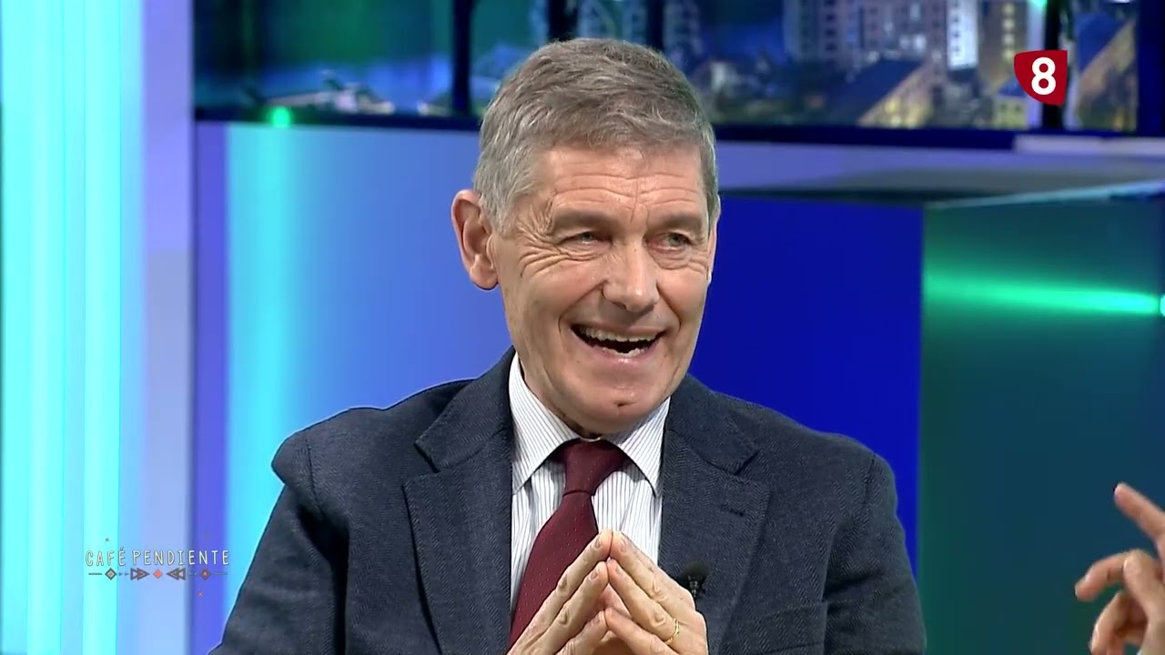 CAFÉ PENDIENTE - JOSÉ MARÍA EIROS-