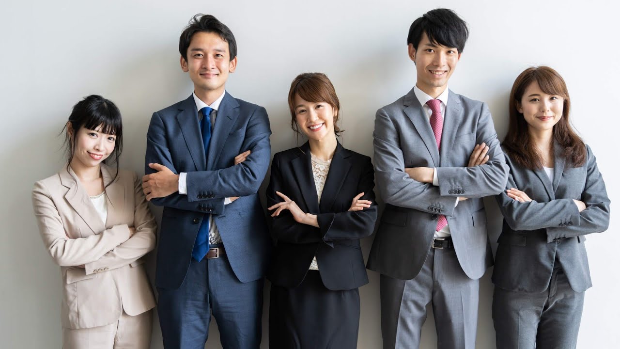 Why do Japanese people look alike?