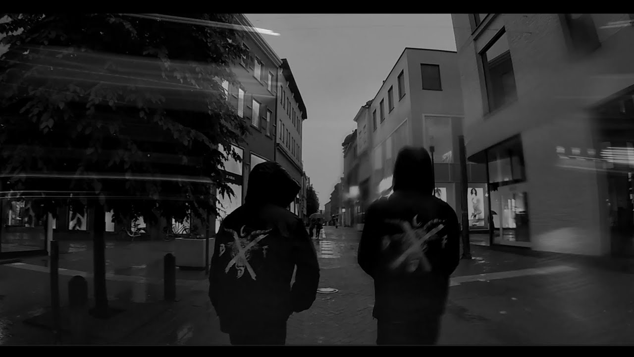 Guarda CellarDoor - Hustle (Official Music Video) su YouTube Guarda CellarDoor - Hustle (Official Music Video) su YouTube