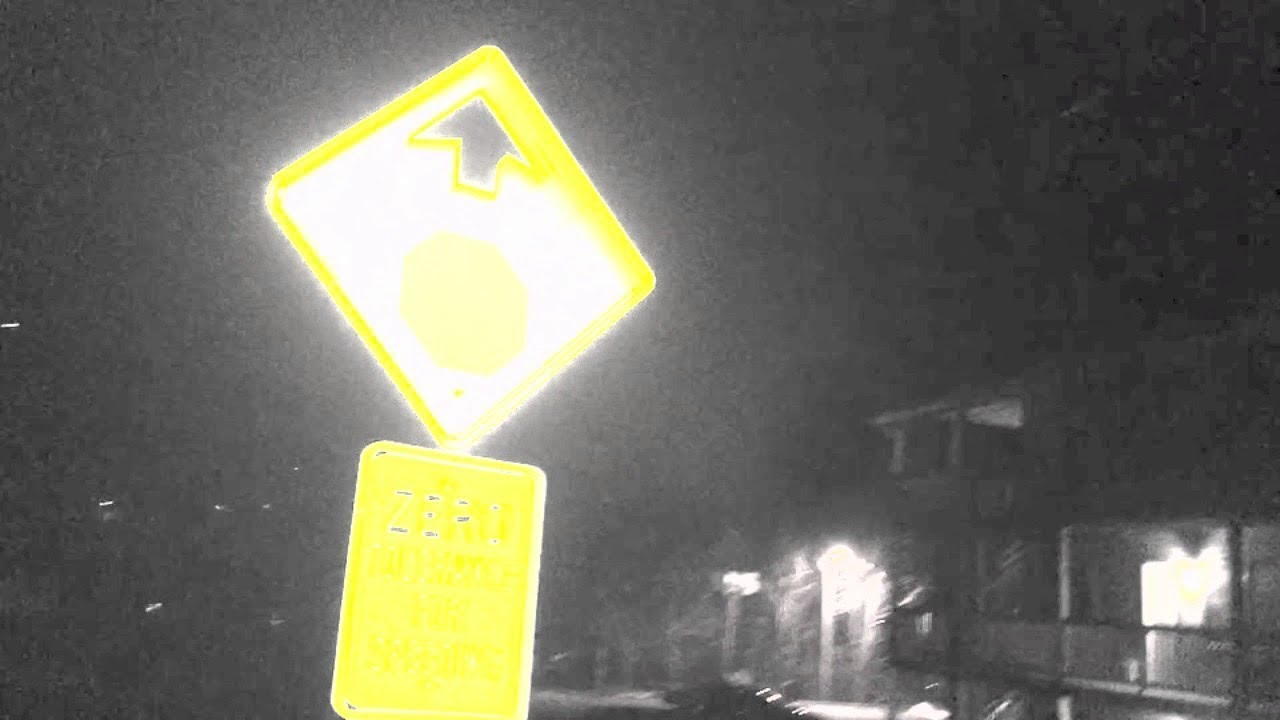 93FEETOFSMOKE - bite the curb and sleep well (legendado)