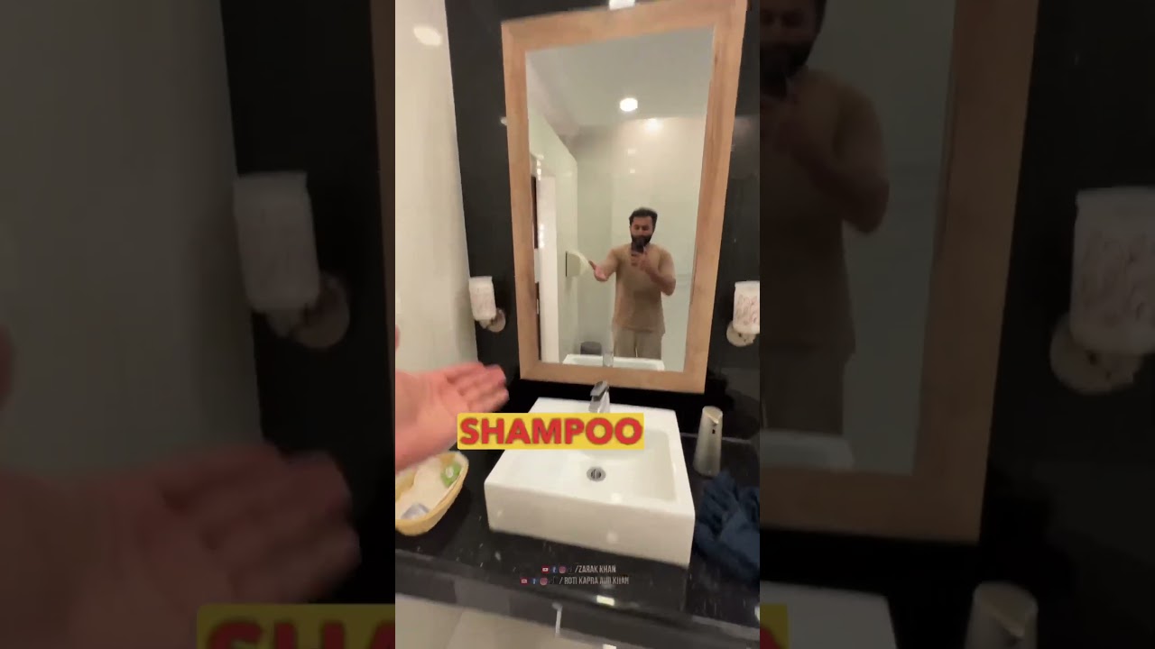 Very clean and tidy shower rooms on Pakistani motorway. 