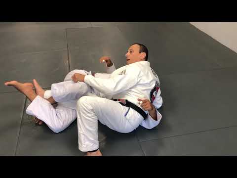 Inverted half guard pass.