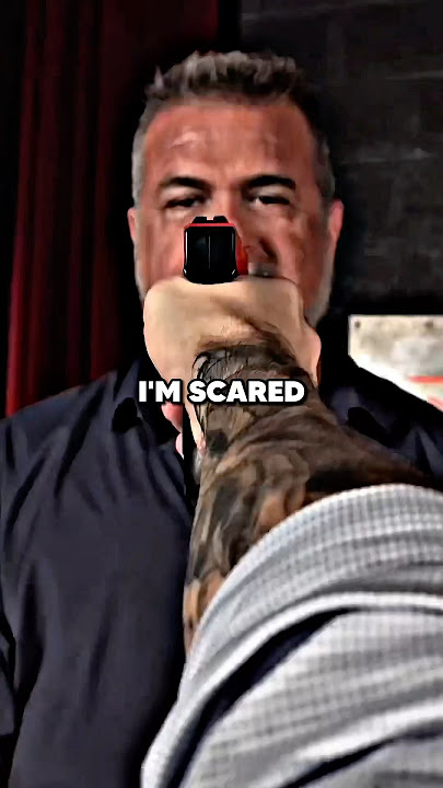 Navy SEAL Exposes How to Disarm a Gun in Milliseconds