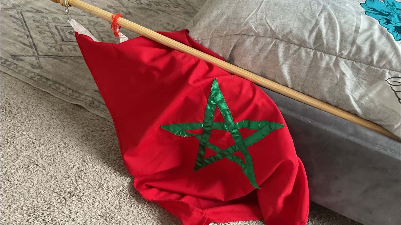 Representing how a Morocco flag would be seen like during a tornado warning ⚠️ 