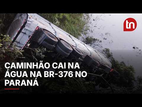 Caminhão cai em represa na BR-376 em Tijucas do Sul; motorista está desaparecido