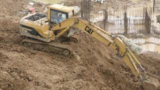 Excavator CAT is Digging the Soil in Construction Site #Phnom Penh, Cambodia screenshot 5