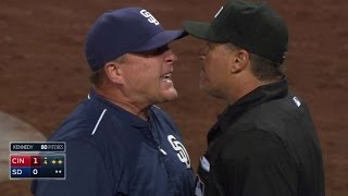 CIN@SD: Murphy ejected for arguing balls and strikes