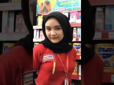 Tik tok kasir Alfamart cantik bikin melek