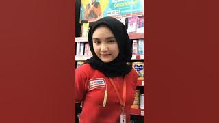 Tik tok kasir Alfamart cantik bikin melek