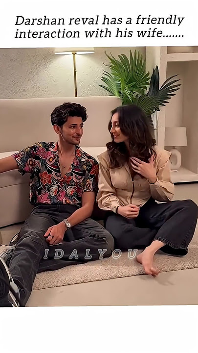 Darshan reval has a friendly interaction with his wife.......#darshanraval #shortsfeed #shorts #yt।