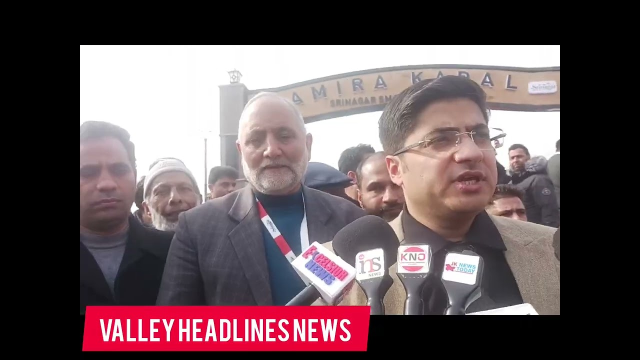 Leftenent Governor Shri Manoj Singha today Inaugration Wood Bridge at Amira Kadal Srinagar.